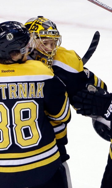 Bruins top Hurricanes 2-1 in shootout